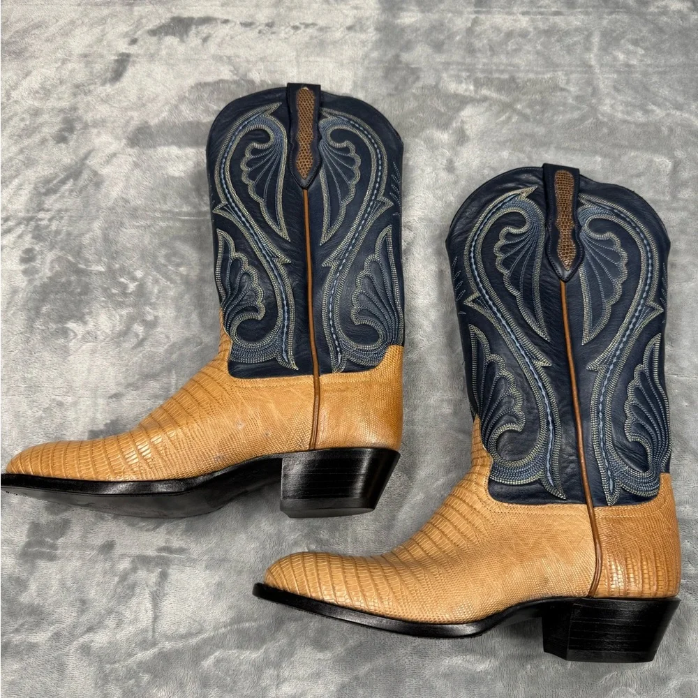 Vintage Larry Mahan Tan and Navy Cowboy Boots - Picture 7 of 11